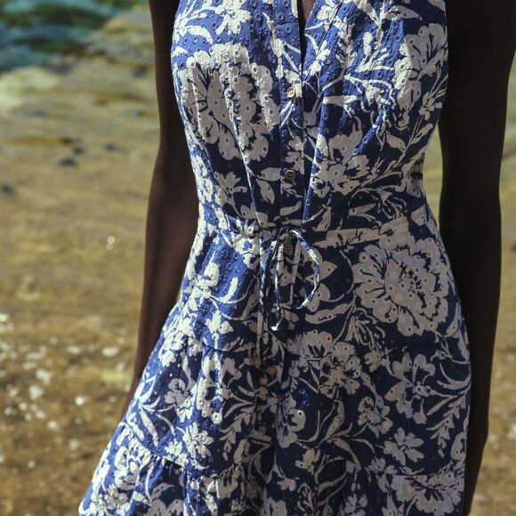 Zara Blue and White Eyelet Floral Cotton Mini Dress - Picture 14 of 15
